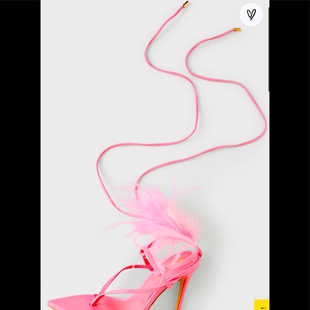 SALE ⭐️ Lulu's Pink Feather Wrap Up Heels gold #pink authentic genuine namebrand - Picture 3 of 17